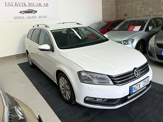 Volkswagen Passat 3 of 24