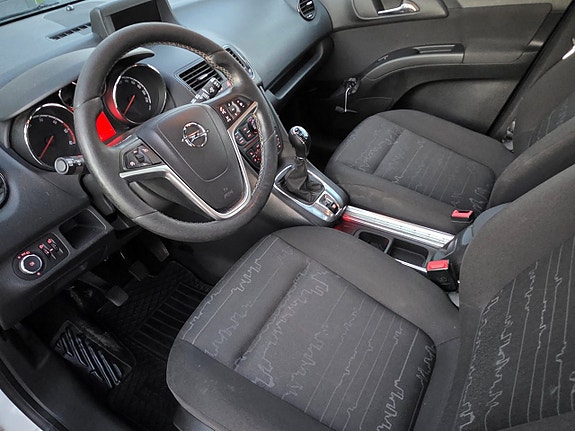 Opel Meriva 17 of 24
