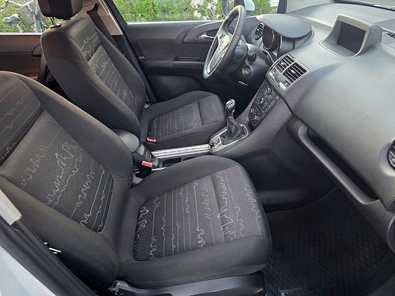Opel Meriva 15 of 24