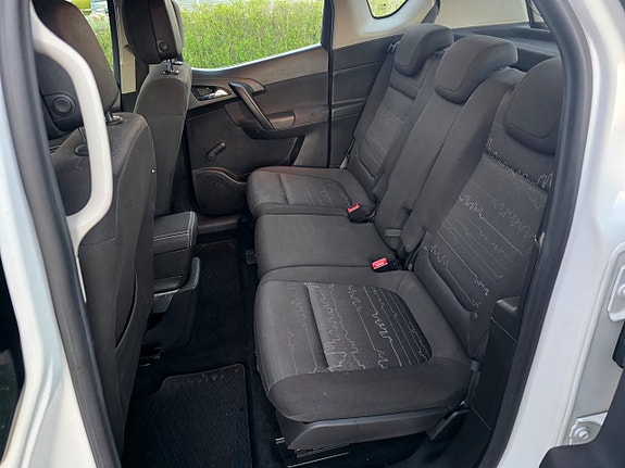 Opel Meriva 19 of 24