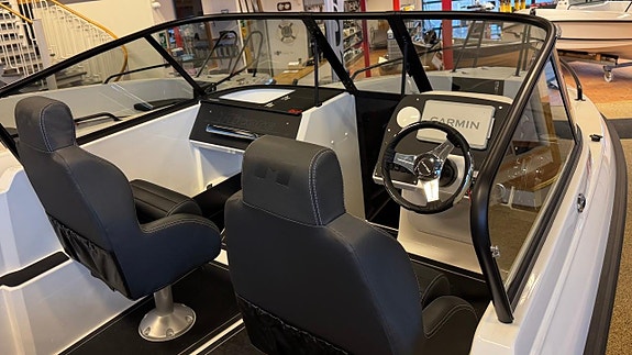 Micore 61 BR R-DESIGN / Mercury F150 -26 NYHET 3 of 5