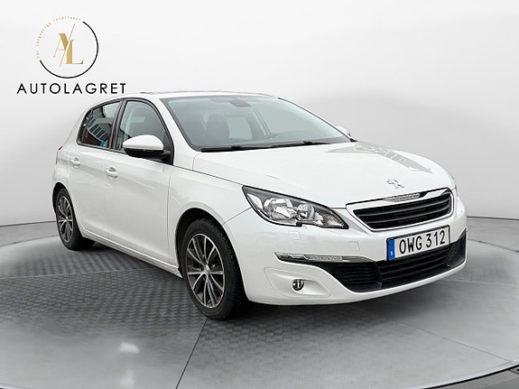 Peugeot 308 8 of 17