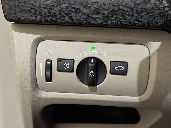 Volvo V40 23 of 26