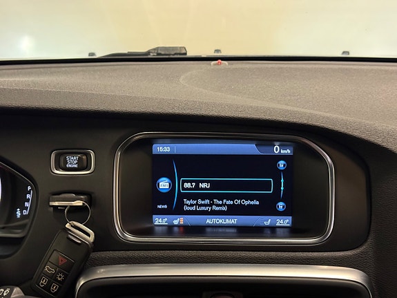 Volvo V40 18 of 26