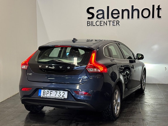 Volvo V40 5 of 26