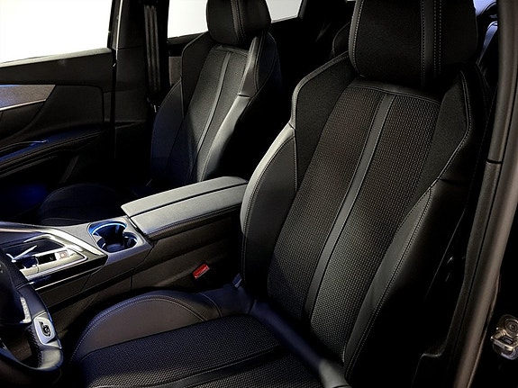 Peugeot 3008 5 of 5