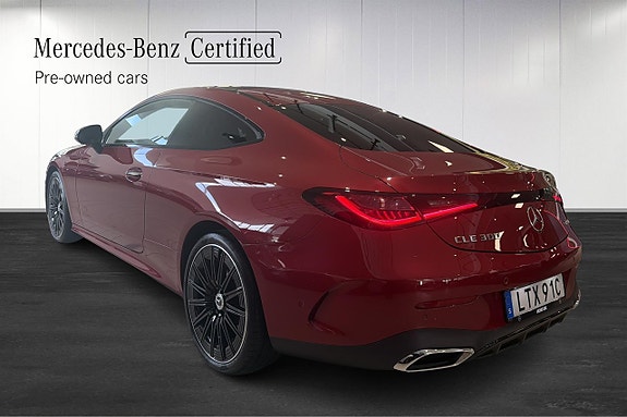 Mercedes-Benz CLE300 4 of 5