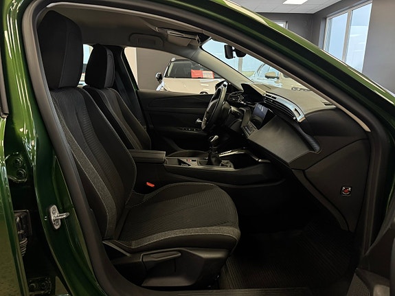 Peugeot 308 16 of 19