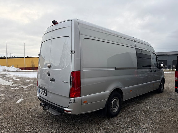 Mercedes-Benz Sprinter 319 4 of 5