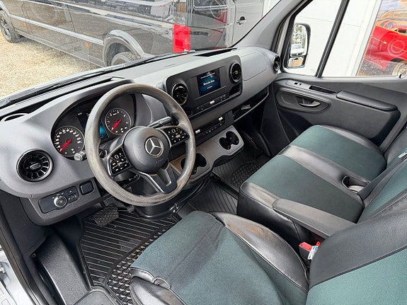 Mercedes-Benz Sprinter 319 5 of 5