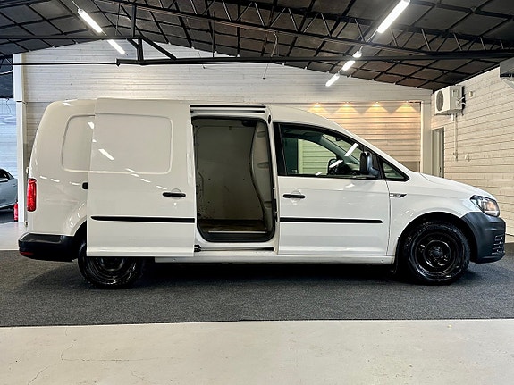 Volkswagen Caddy Maxi 3 of 5
