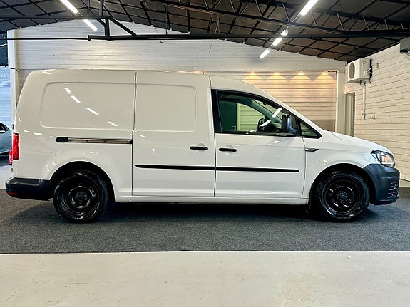 Volkswagen Caddy Maxi 2 of 5