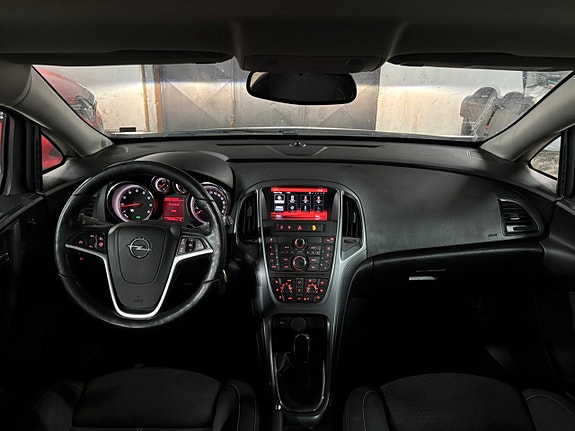 Opel Astra 11 of 15
