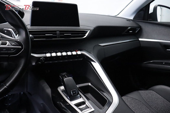 Peugeot 5008 14 of 21