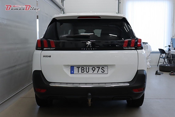 Peugeot 5008 3 of 5
