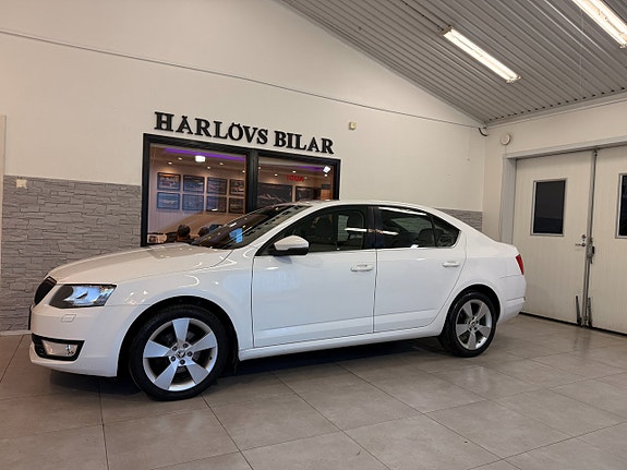 Skoda Octavia 3 of 5