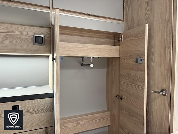Affinity 295 One 4T by Kabe 180 hk Aut 11 of 19