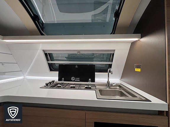 Adria ALPINA 903 HT 6 of 16