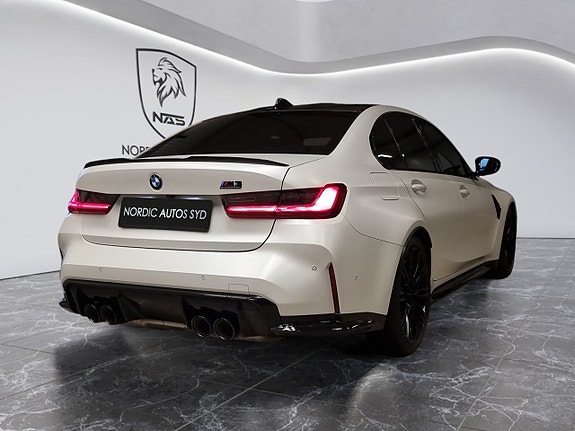 BMW M3 5 of 5