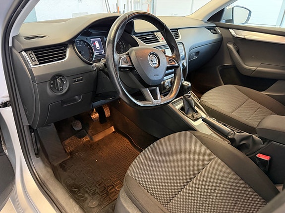 Skoda Octavia 12 of 13