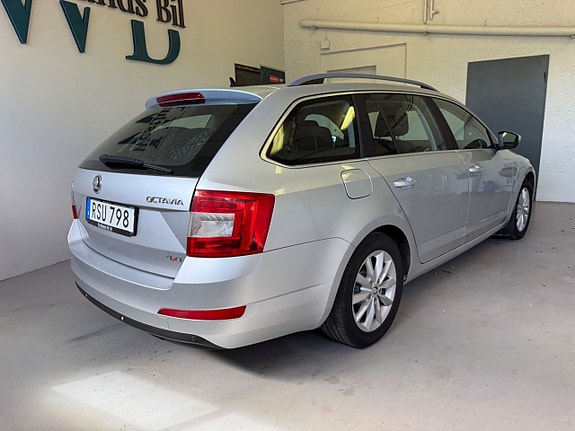 Skoda Octavia 4 of 13