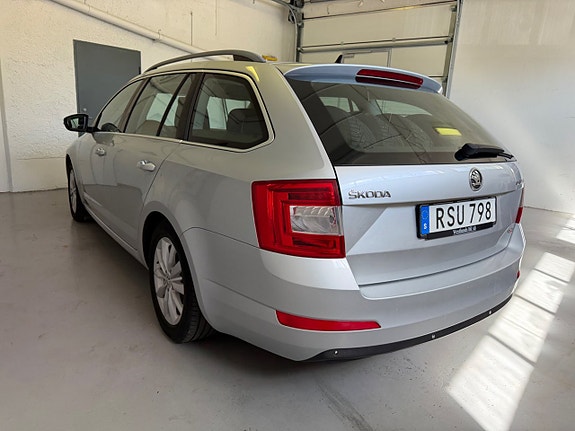 Skoda Octavia 3 of 13