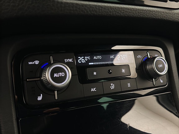 Volkswagen Touareg 22 of 24