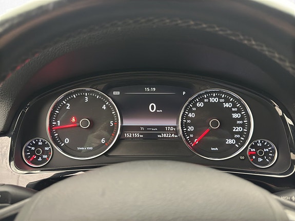 Volkswagen Touareg 16 of 24