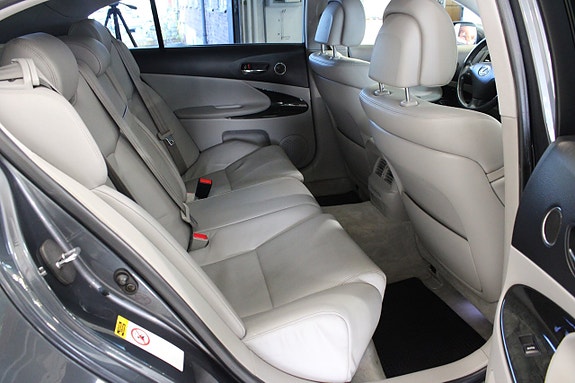 Lexus GS450h 8 of 15