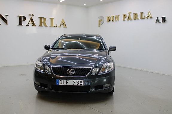Lexus GS450h 2 of 5