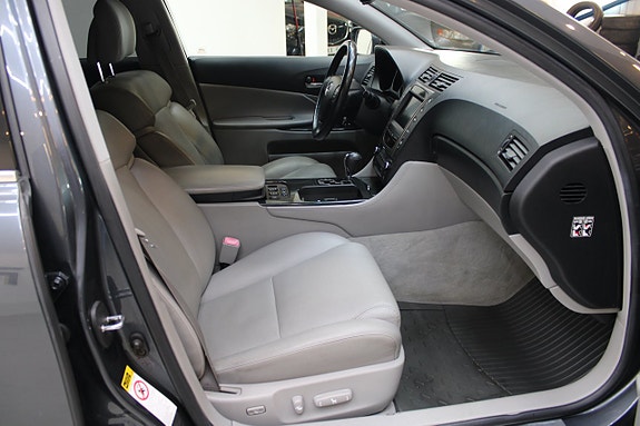 Lexus GS450h 8 of 12