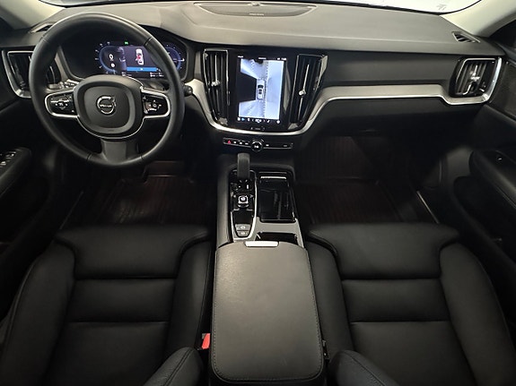 Volvo V60 7 of 16