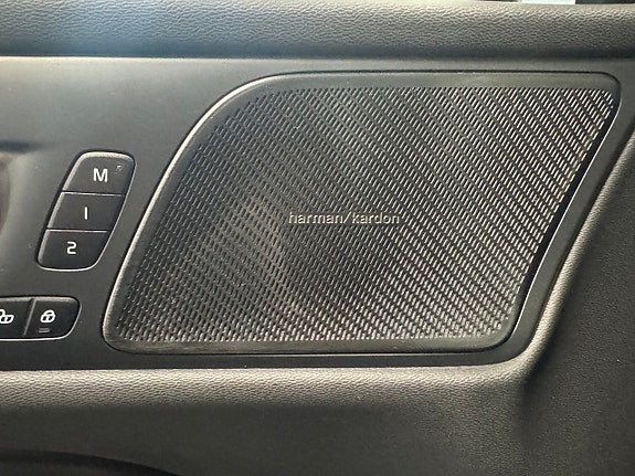 Volvo V60 14 of 16
