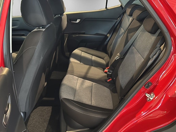 Kia Stonic 9 of 16