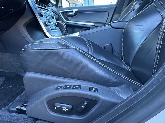 Volvo V60 5 of 13