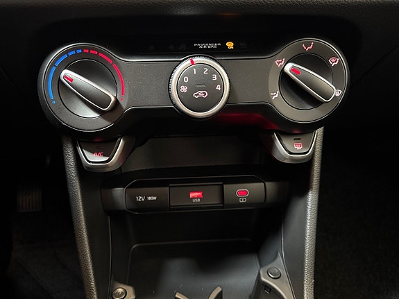 Kia Picanto 13 of 18