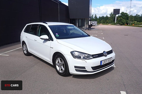 Volkswagen Golf VII 6 of 11