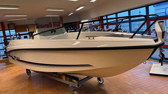 Micore 50 CC R-DESIGN / Mercury F60 EFI -26 NYHET