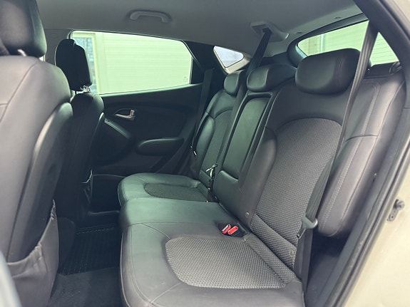 Hyundai ix35 7 of 12
