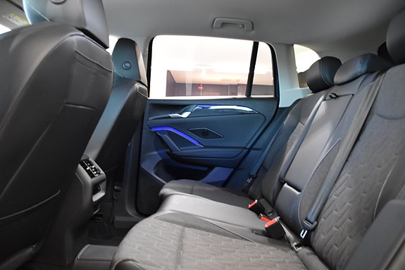 Volkswagen Tiguan 12 of 24