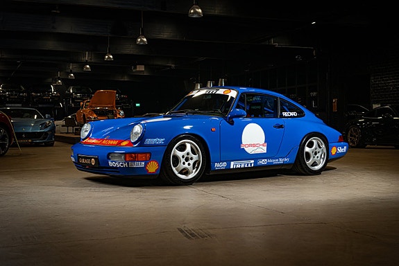 Porsche 911 3 of 5