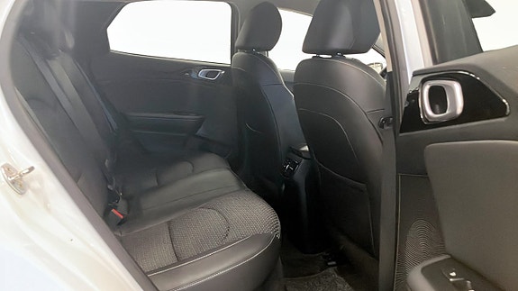 Kia XCeed 5 of 15
