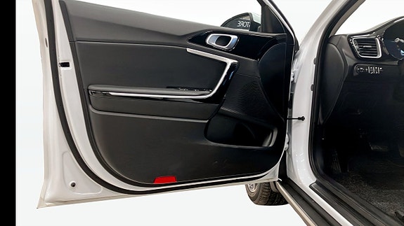 Kia XCeed 11 of 15