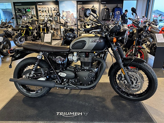 Triumph Bonneville T120 Black