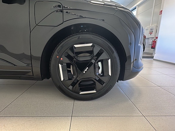 Kia EV3 15 of 21
