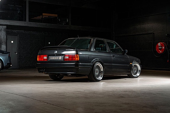 BMW 325i 5 of 5