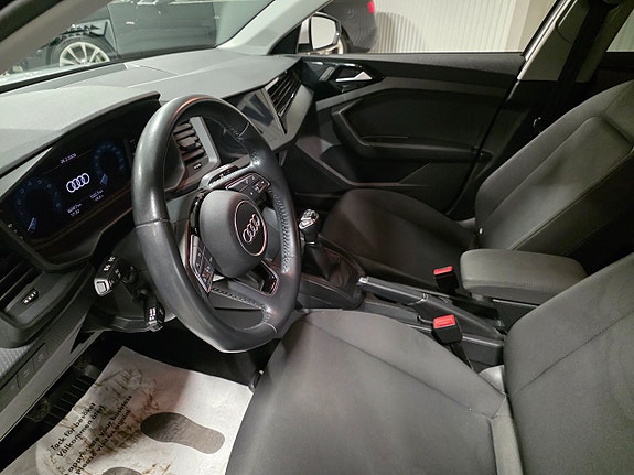 Audi A1 6 of 9