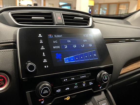 Honda CR-V 14 of 18
