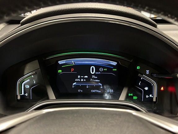 Honda CR-V 10 of 18
