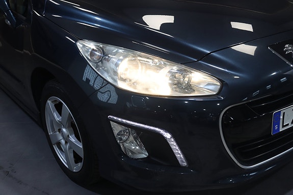 Peugeot 308 15 of 18